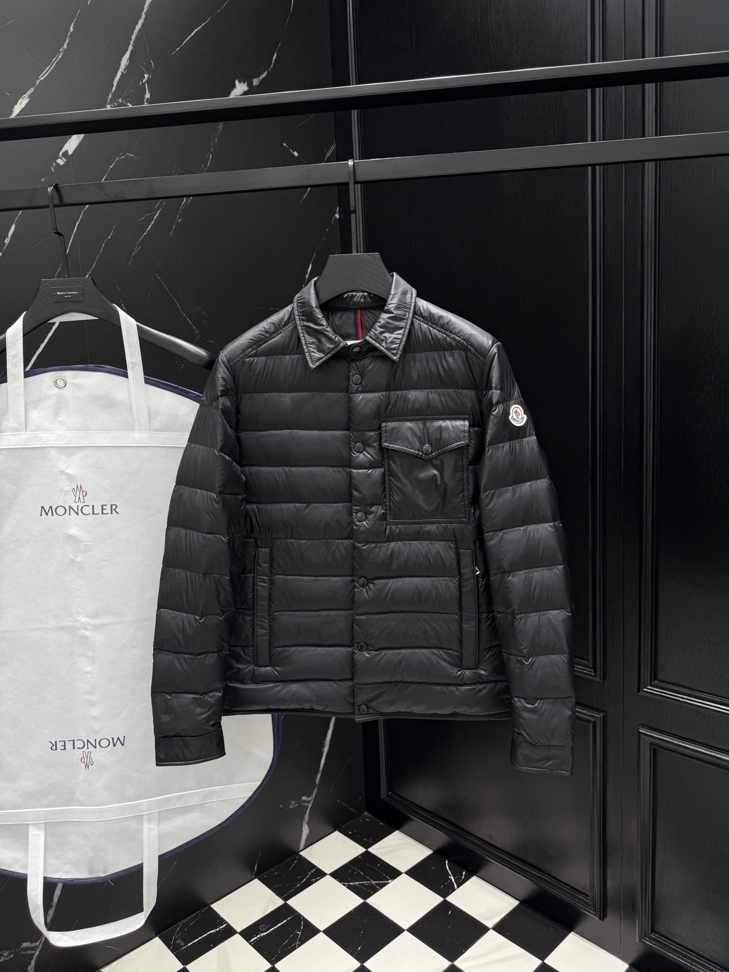 MONCLER COAT - MC065