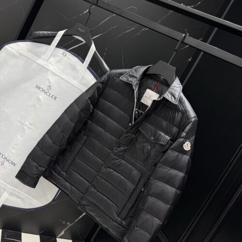MONCLER COAT - MC065
