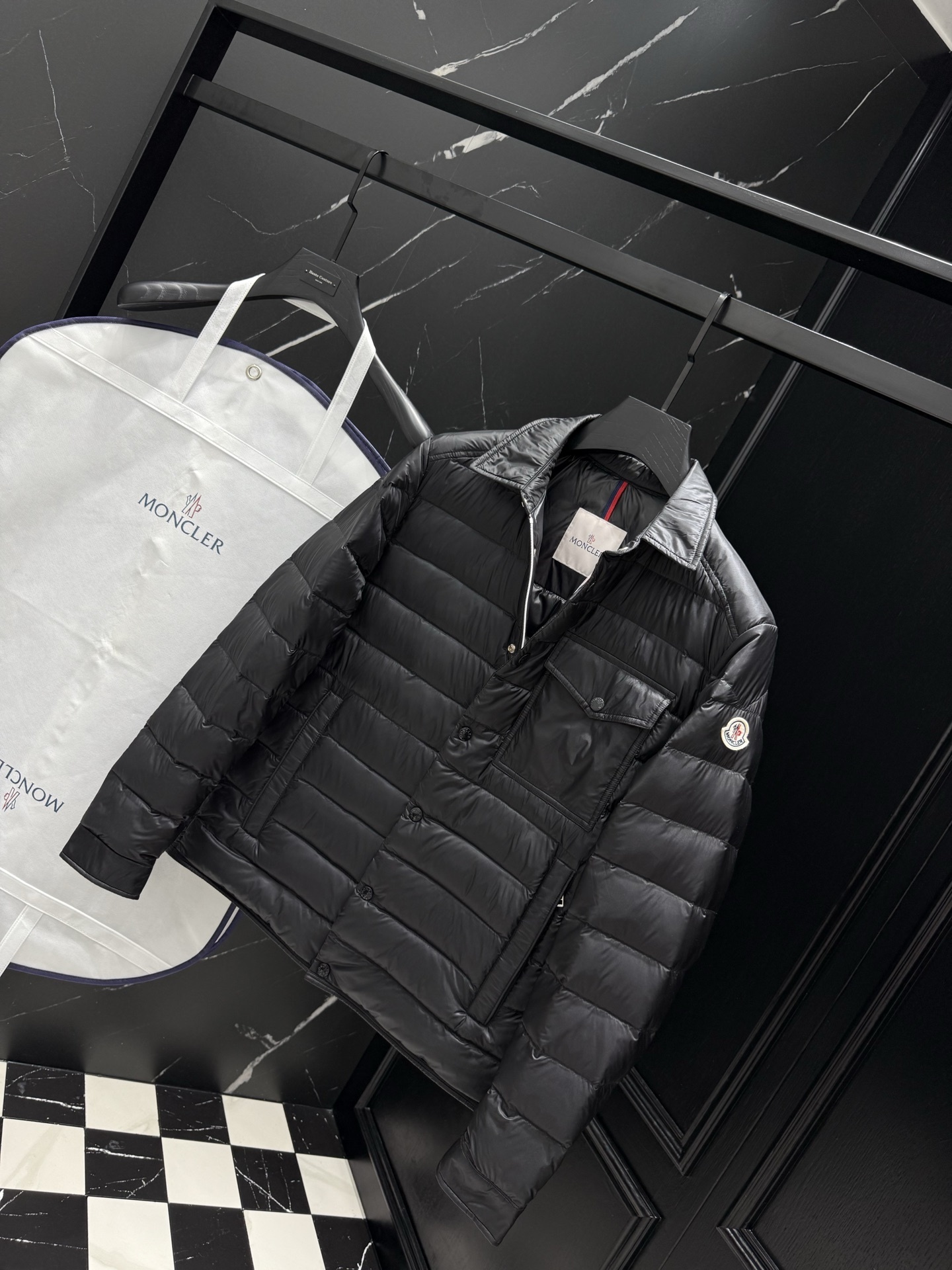 MONCLER COAT - MC065