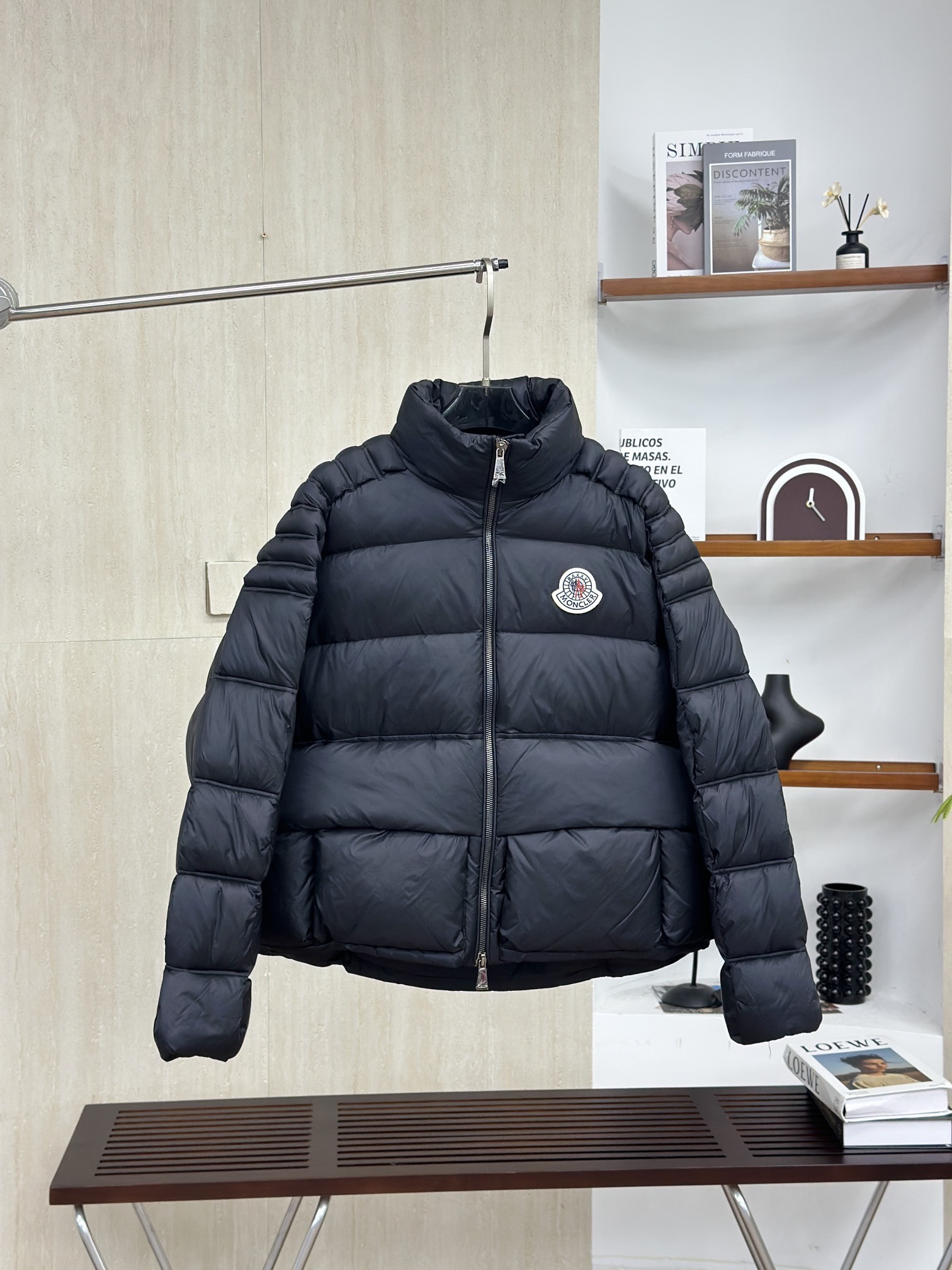 MONCLER COAT - MC079
