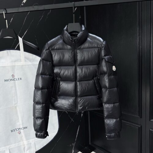 MONCLER COAT - MC097
