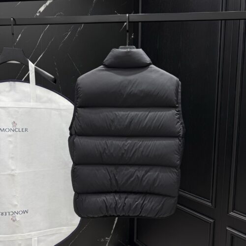 MONCLER COAT - MC112