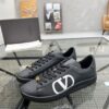 Valentino Garavani Leather Sneakers - VN019