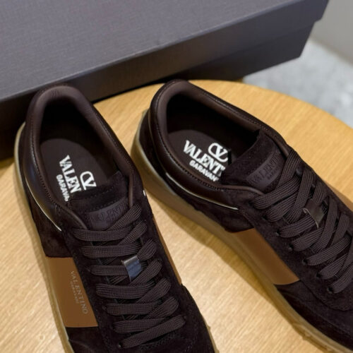 Valentino Garavani Sneaker - VN011