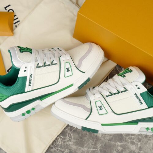 LOUIS VUITTON TRAINER SNEAKERS - LVS221