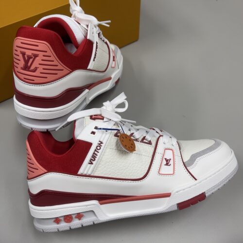 LOUIS VUITTON TRAINER SNEAKERS - LVS223