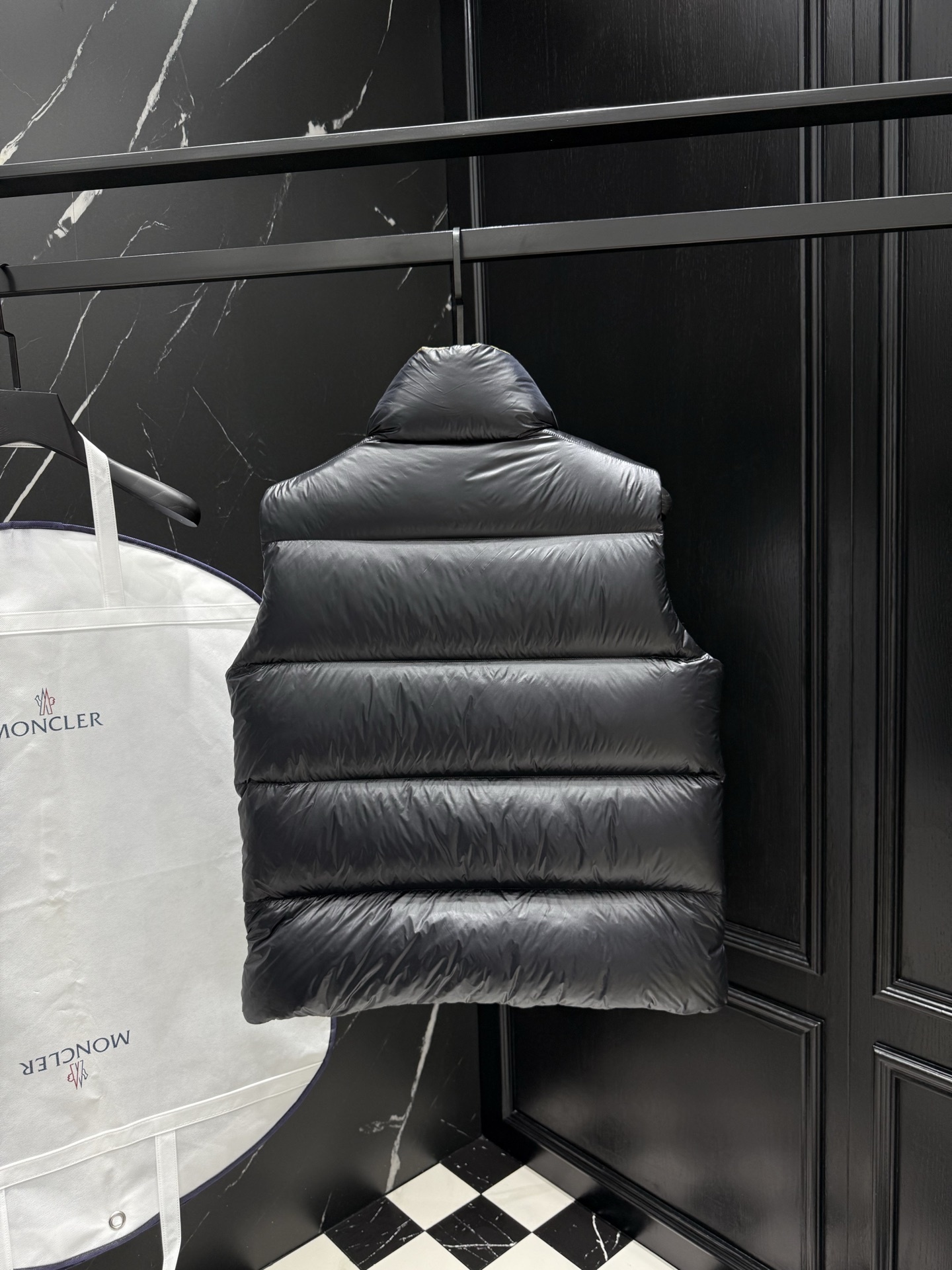 MONCLER COAT - MC110