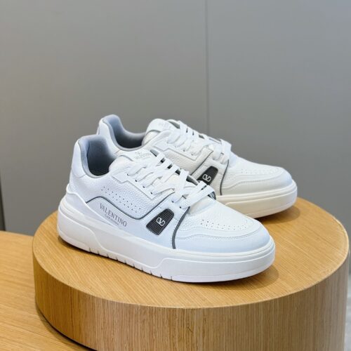 Valentino Sneakers - VN032